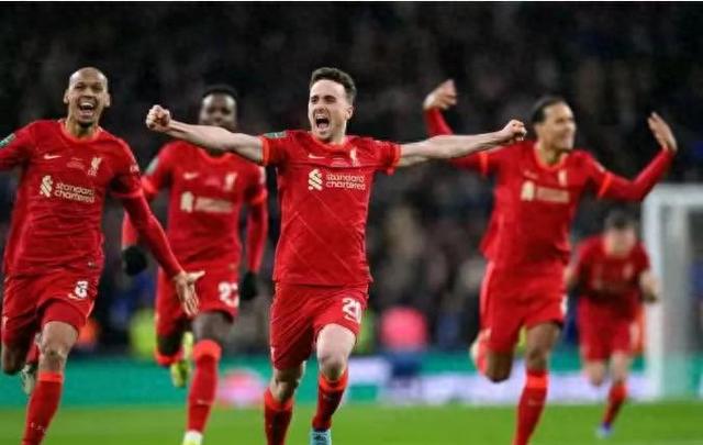 包含利物浦胜出，下一轮晋级前景看好的词条