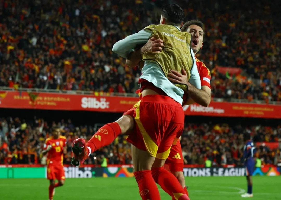 关于荷兰惊险胜奥地利，斩获欧洲杯强资格的信息