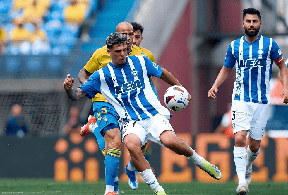 塞维利亚主场遭遇比利亚雷亚尔，遗憾失分的简单介绍