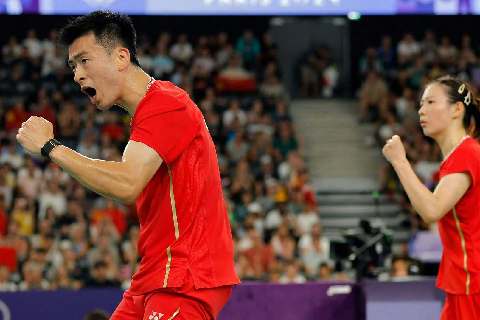 韩国队碾压印尼队，郑思维点燃赛场