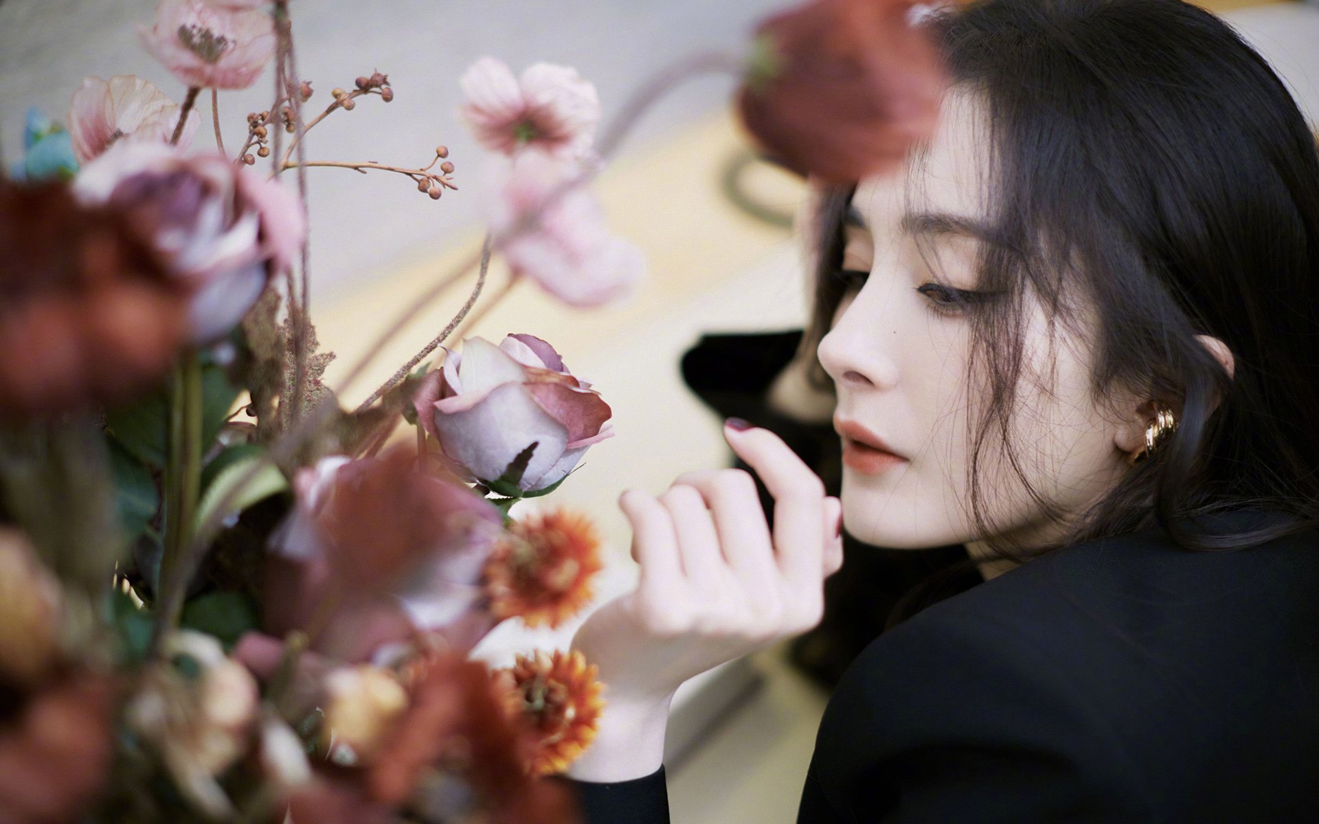 跨界奇兵！贝蒂斯加时惊险取胜新西兰，临危受命的卢卡库成为关键先生