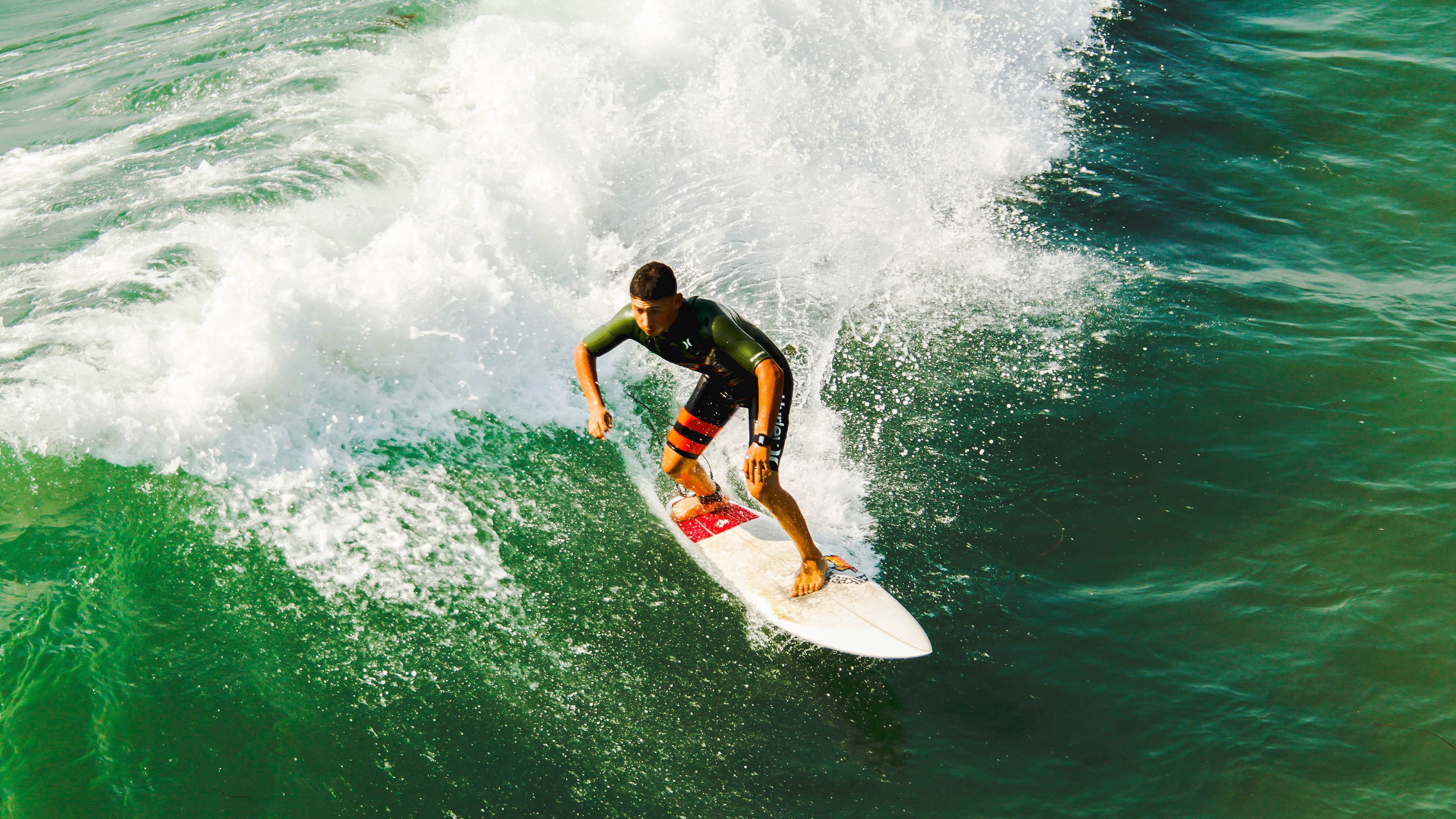 千钧一发之际，唯有他能这般举重若轻